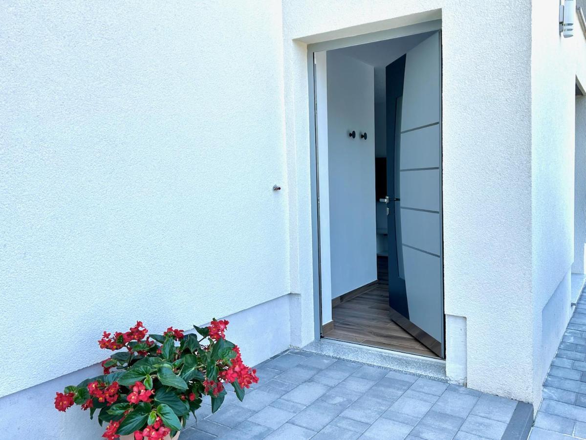 Apartment Zen Zgornje Skofije ภายนอก รูปภาพ